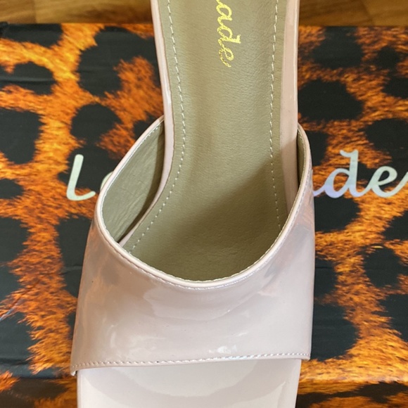 Shoes - Picture 3 of 3